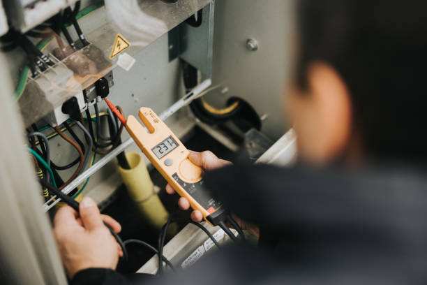 Best Licensed Electrician  in St Louis, MI